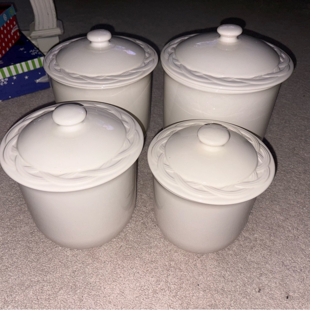 White Pfaltzgraff Canister Set